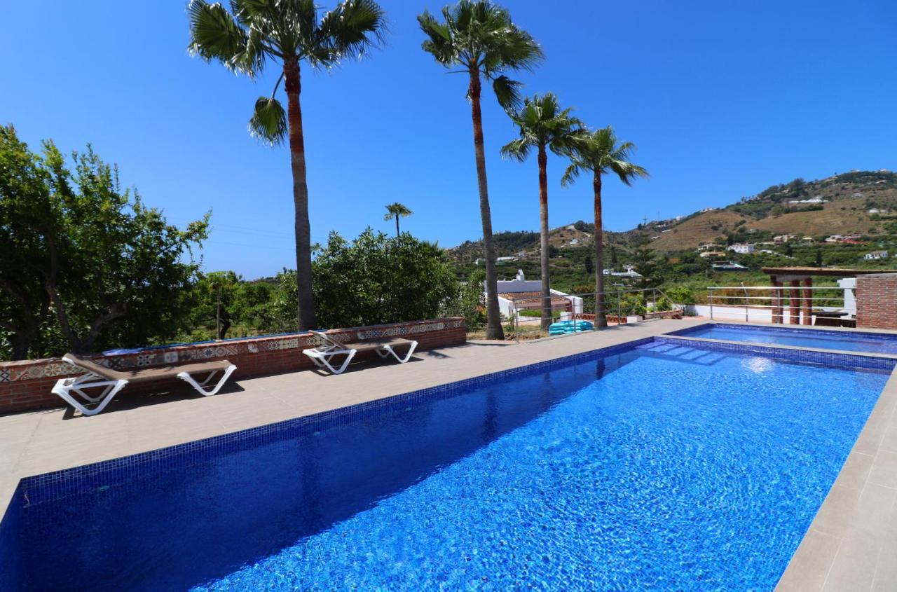 Villa El Crucero With Pool And Jacuzzi Spainsunrentals 1035 Nerja Exterior photo