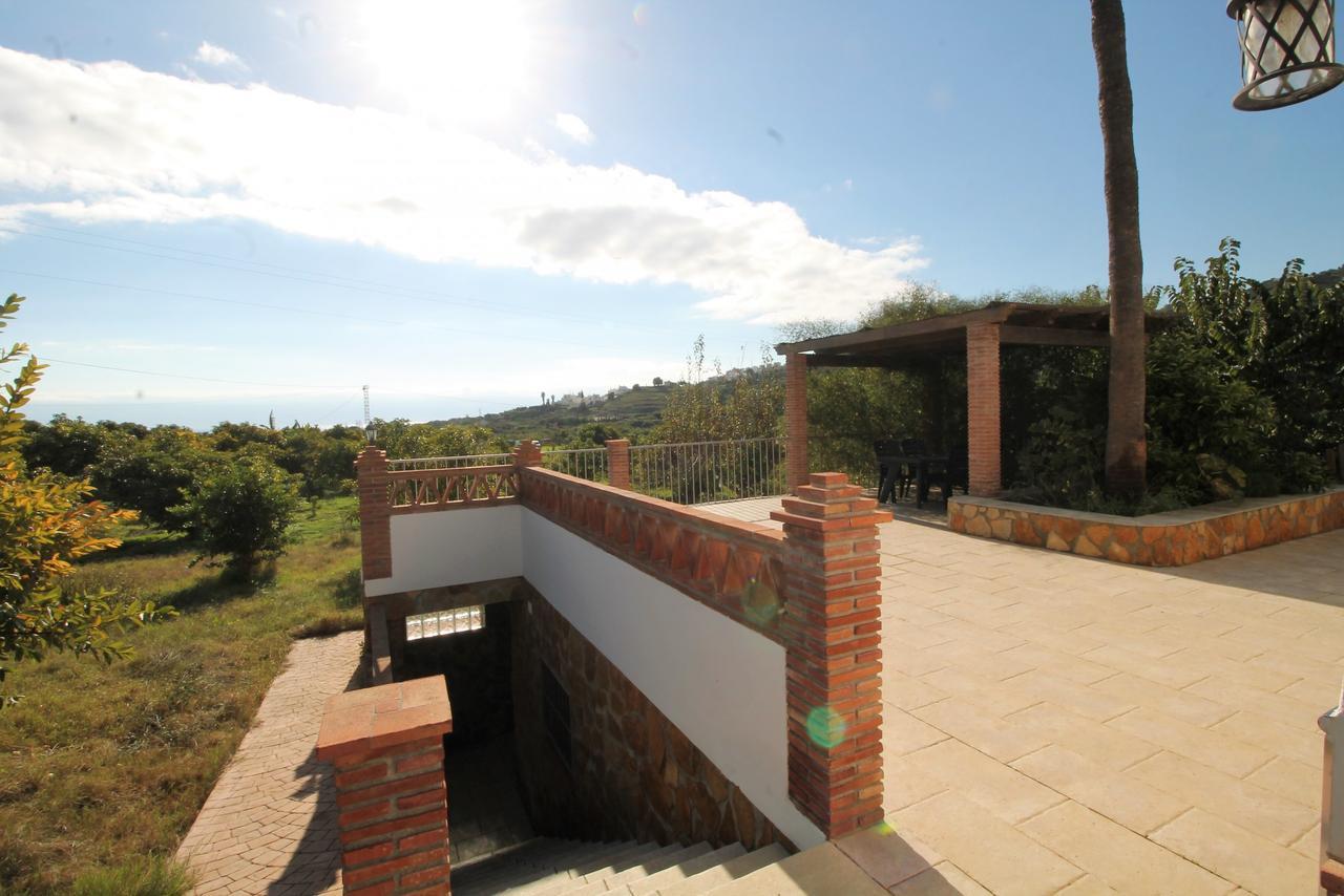 Villa El Crucero With Pool And Jacuzzi Spainsunrentals 1035 Nerja Exterior photo
