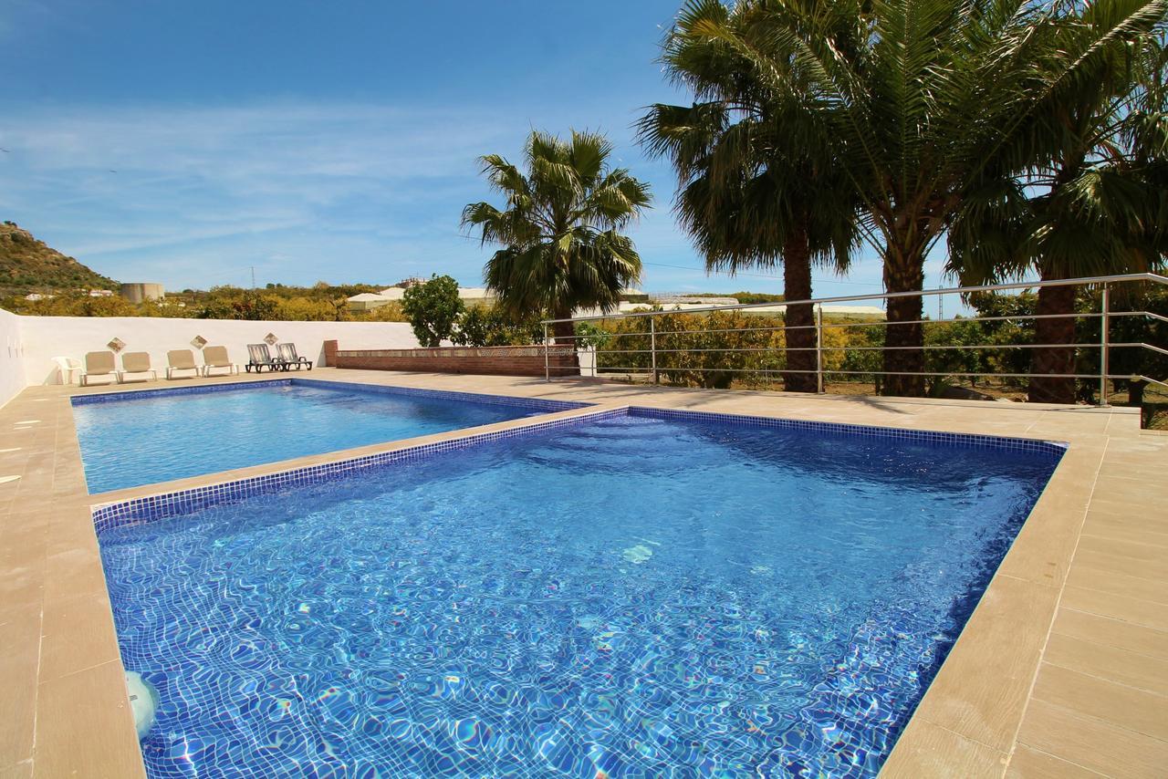 Villa El Crucero With Pool And Jacuzzi Spainsunrentals 1035 Nerja Exterior photo